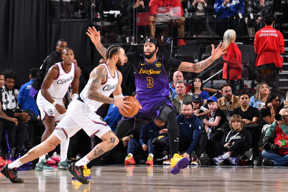 瞬息万变的 瞬息万变的