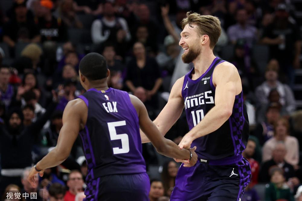 精准的头球 精准的头球